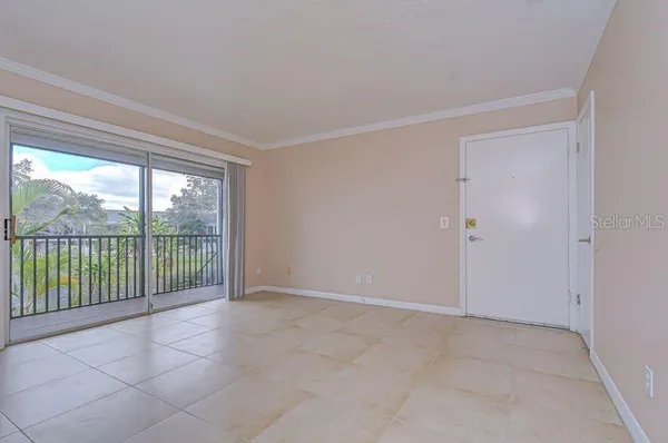 $162,900 | 13693 Orange Sunset Drive, Unit 203, Tampa, FL 33618