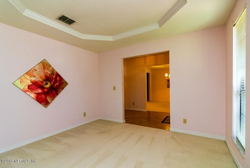 1818 Rambling Ridge Lane Jacksonville, FL 32225 - Photo 12 of 45 CLiving View 2