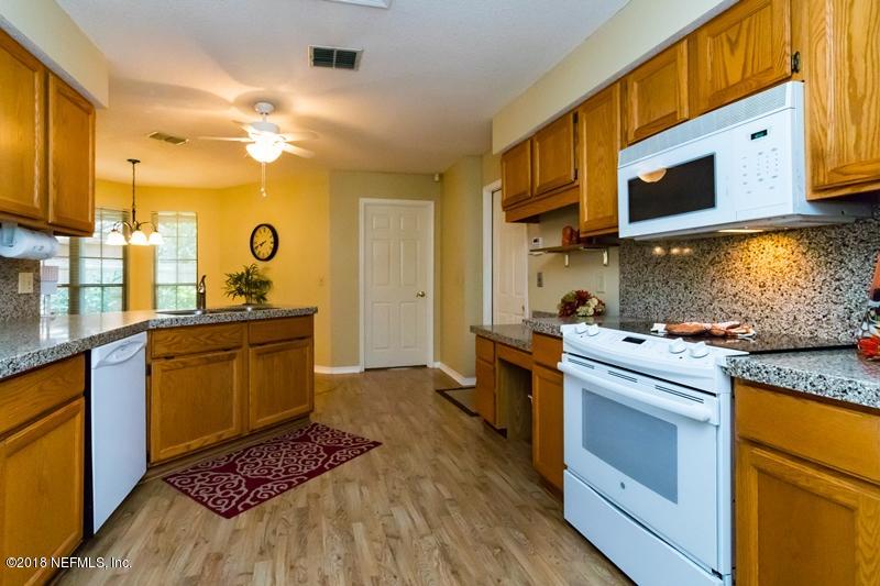 1818 Rambling Ridge Lane Jacksonville, FL 32225 - Photo 22 of 45 GKitchen View 5