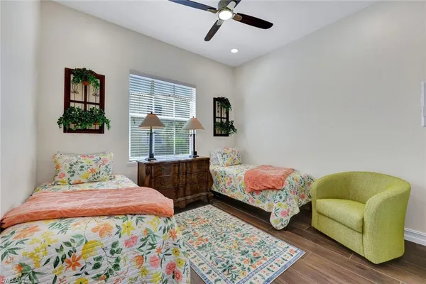 $14,000 | 2609 Estrella Drive, Unit 1902, Naples, FL 34109