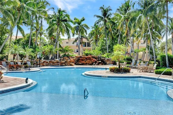 $14,000 | 2609 Estrella Drive, Unit 1902, Naples, FL 34109