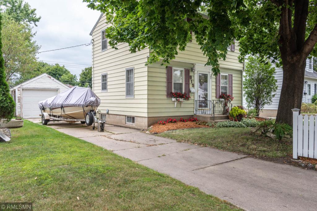 815 13th Avenue Northeast Rochester, MN 55906 - Photo 1 of 1