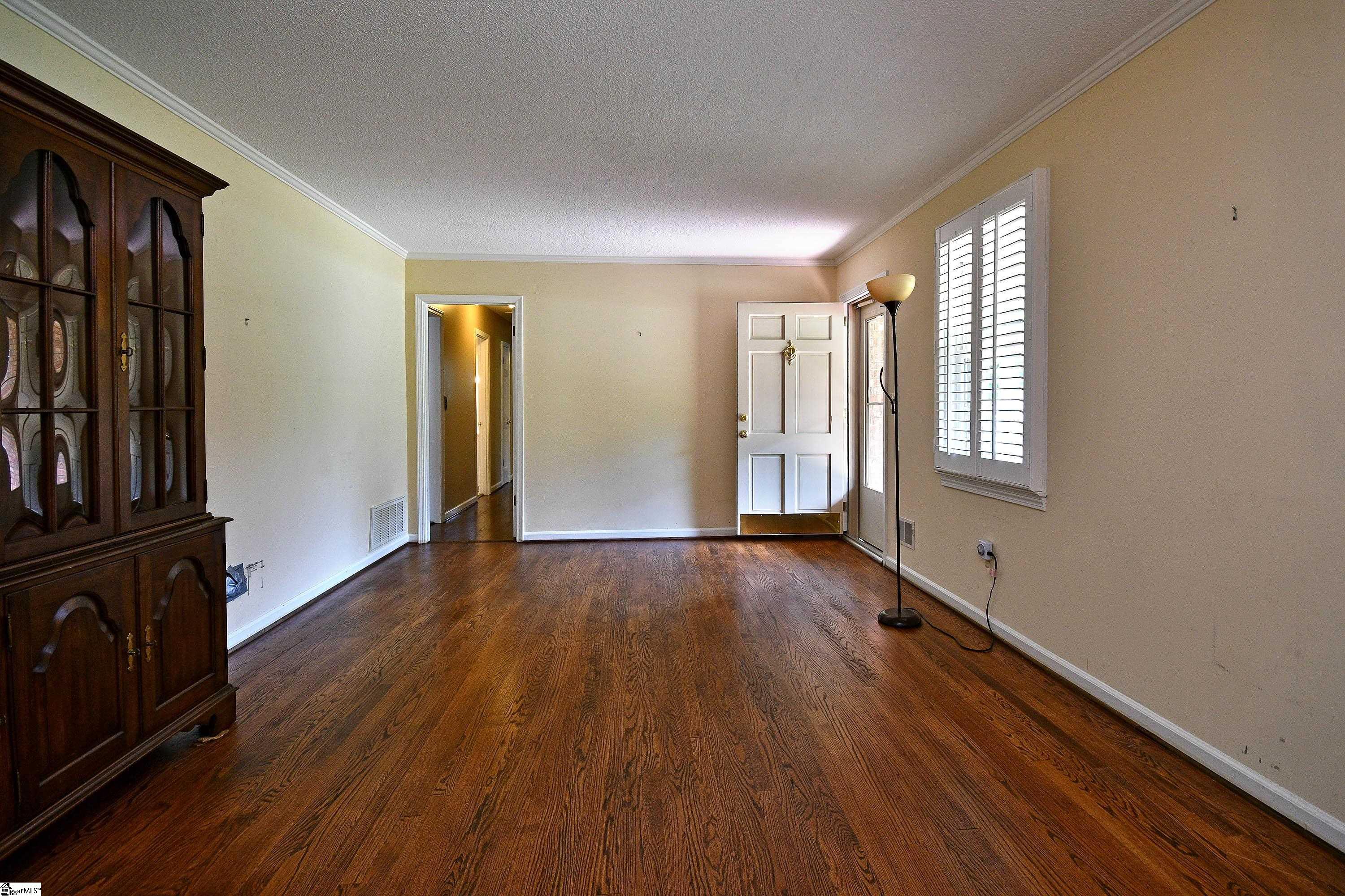 228 Eastbourne Road Greenville, SC 29611 - Photo 14 of 36 Gallery Image 14