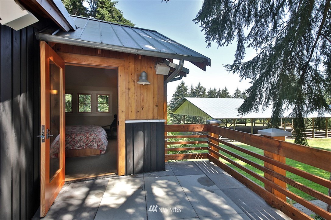 3458 Swede Hill Road Clinton, WA 98236 - Photo 15 of 40 Gallery Image 15