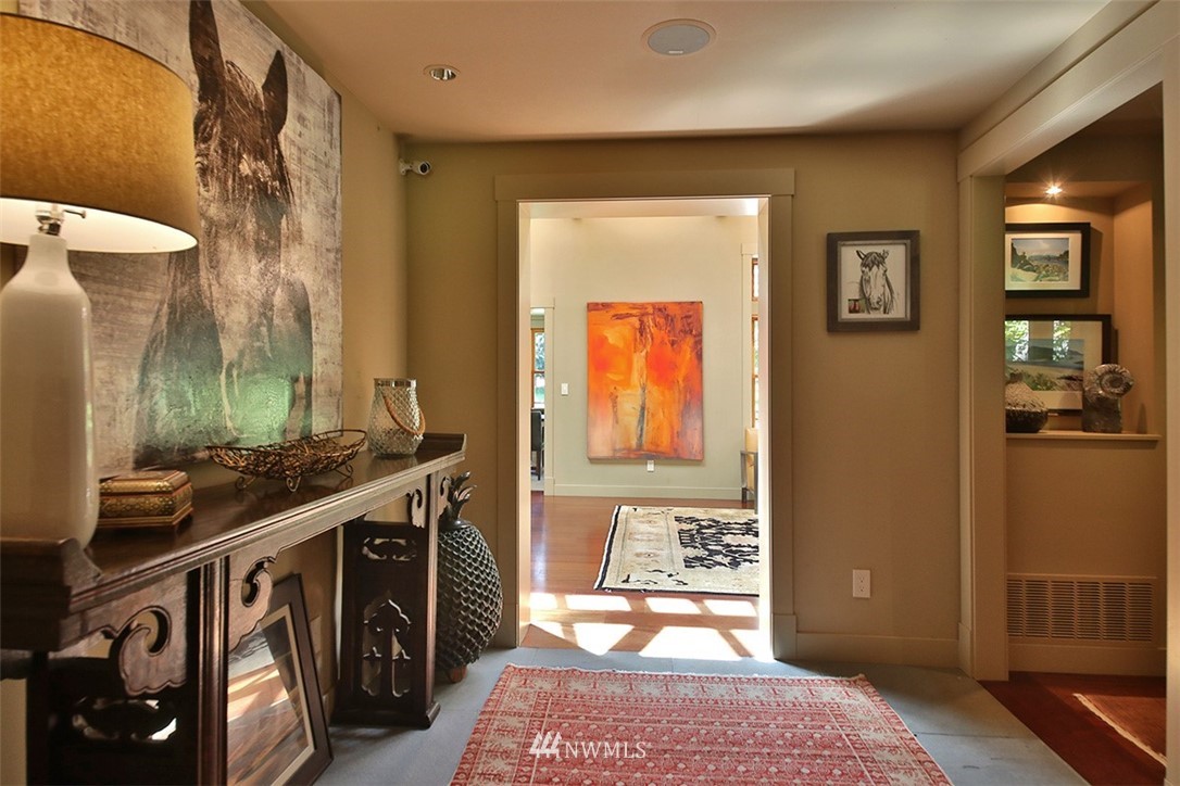 3458 Swede Hill Road Clinton, WA 98236 - Photo 3 of 40 Gallery Image 3
