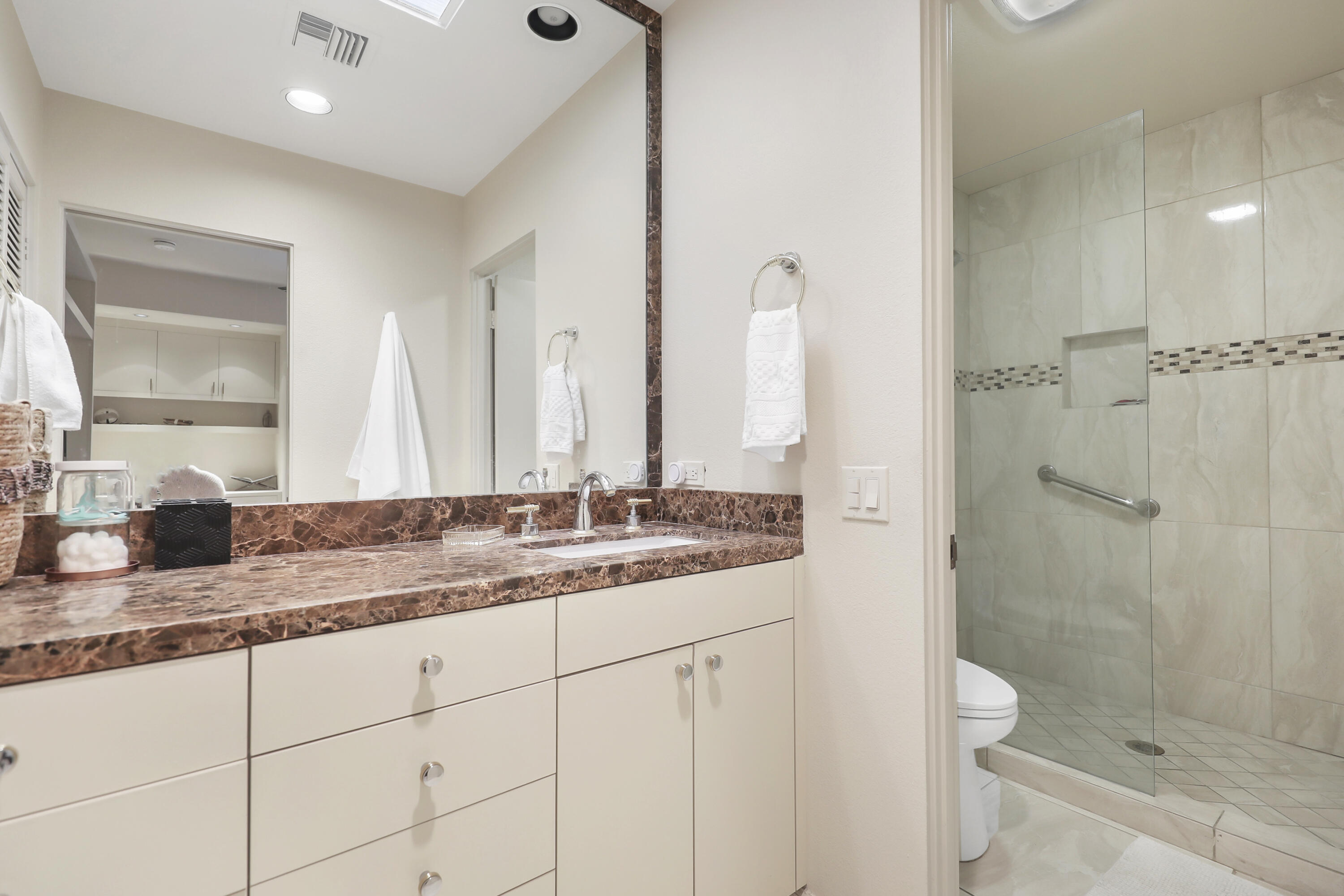 829 Inverness Drive Rancho Mirage, CA 92270 - Photo 25 of 53 Inverness829#22