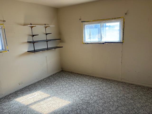 210 North E Foster Street Creston, WA 99117 - Photo 6 of 15