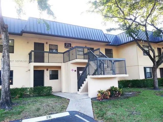 $2,200 | Pembroke Pines, Pembroke Pines, FL 33024