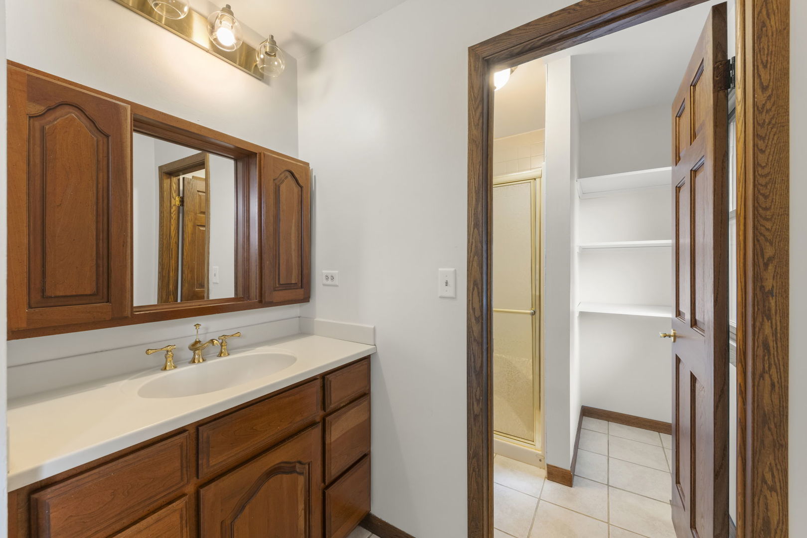 8 Keystone Court Bolingbrook, IL 60440 - Photo 16 of 29 Gallery Image 16