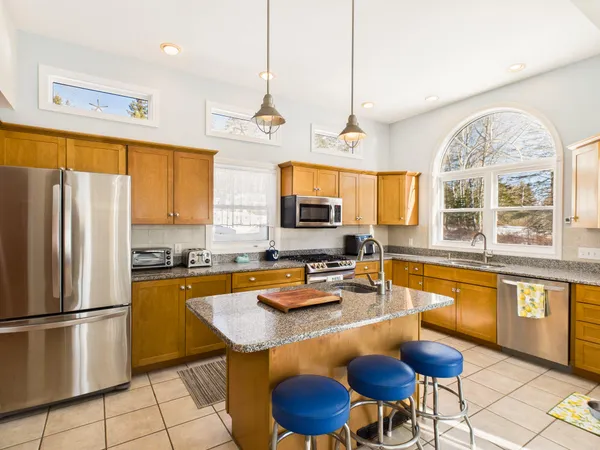 $1,875,000 | 1 Mussel Ridge Lane, Owls Head, ME 04854