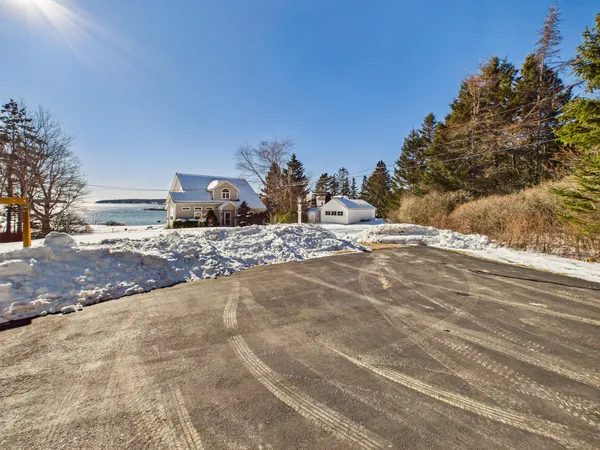 $1,875,000 | 1 Mussel Ridge Lane, Owls Head, ME 04854