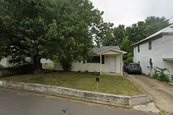 $175,900 | 418 West Blythe Street, Paris, TN 38242