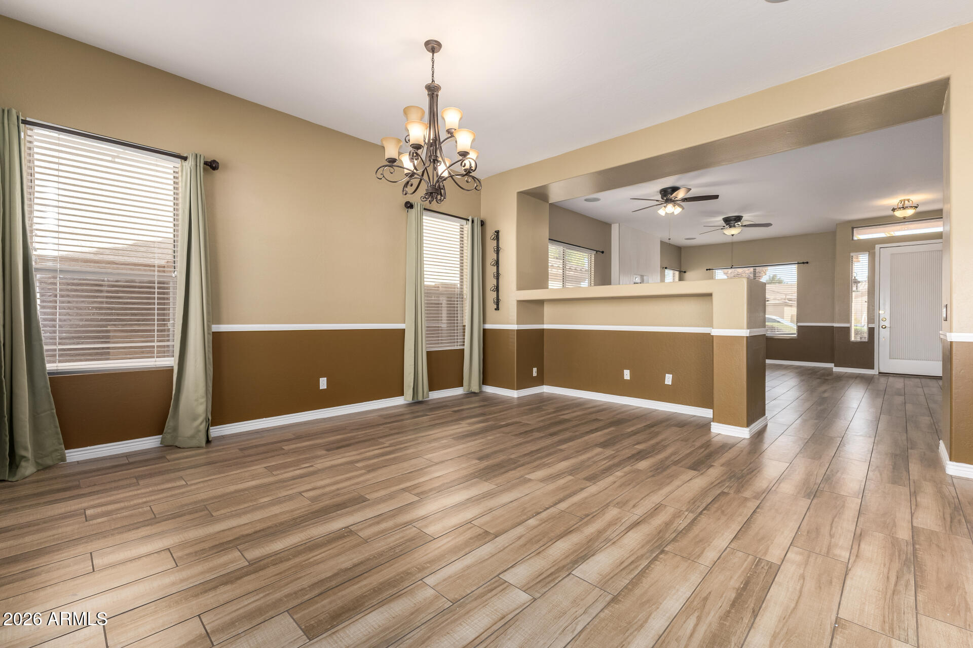 1644 East Orangewood Street Gilbert, AZ 85296 - Photo 12 of 40 11 - Orangewood