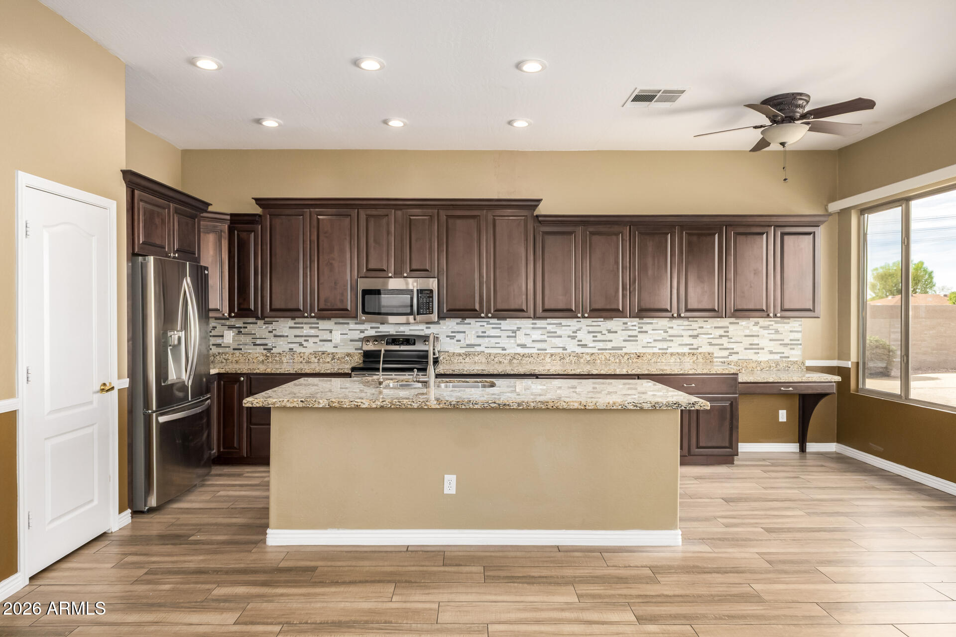 1644 East Orangewood Street Gilbert, AZ 85296 - Photo 14 of 40 13 - Orangewood