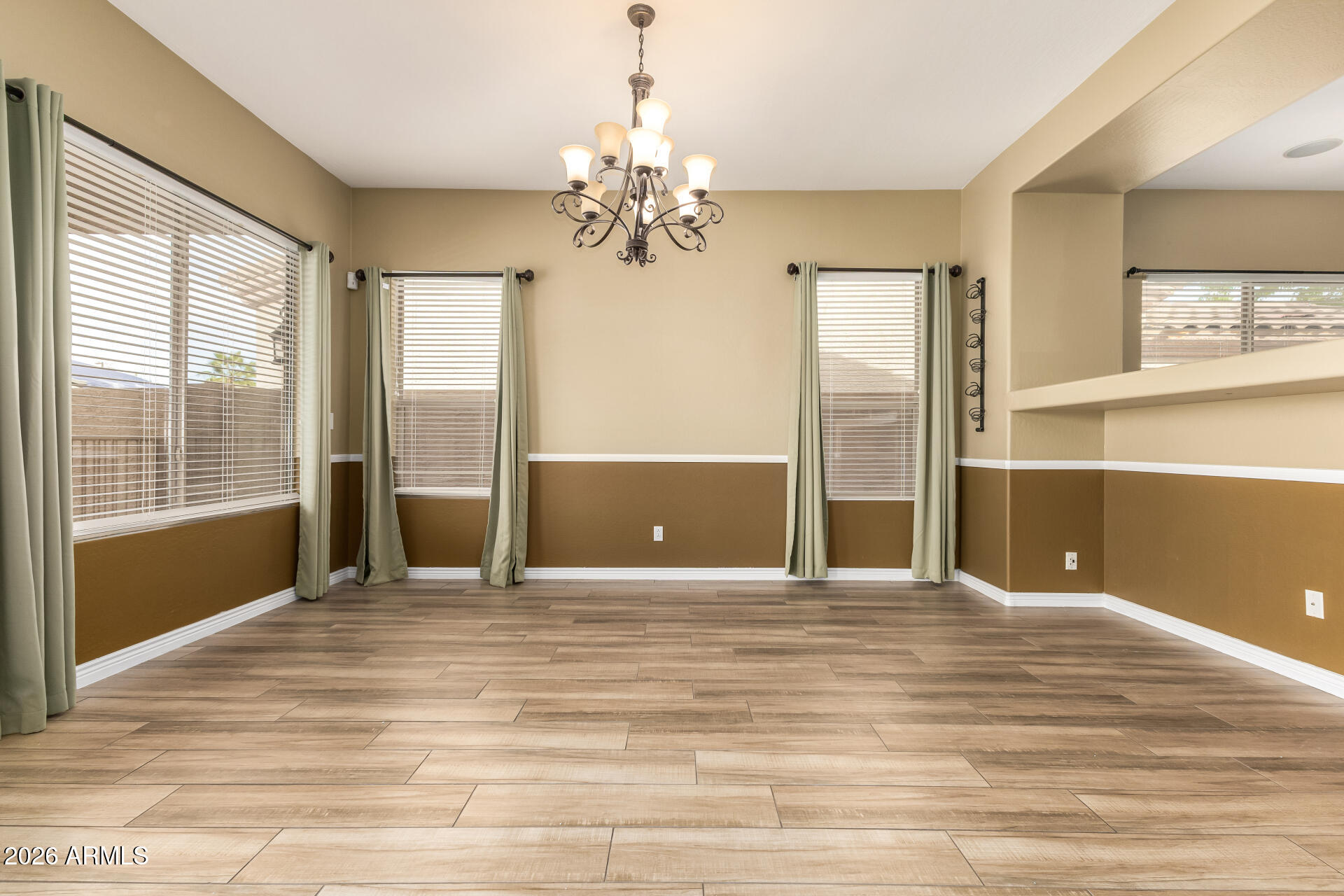 1644 East Orangewood Street Gilbert, AZ 85296 - Photo 16 of 40 15 - Orangewood
