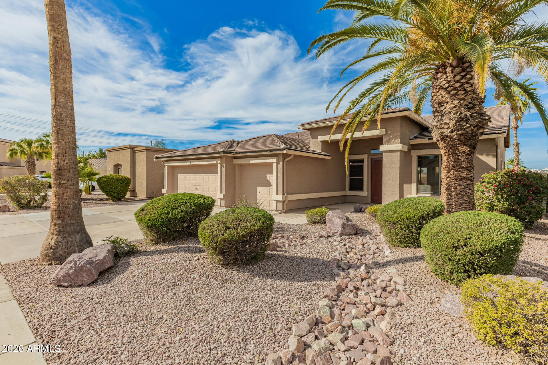 1644 East Orangewood Street Gilbert, AZ 85296 - Photo 3 of 40 03 - Orangewood
