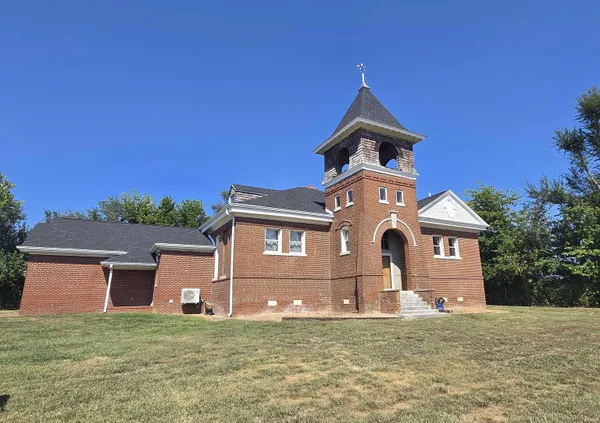 $368,000 | 7920 Weilbrenner Road, Mount Vernon, IN 47620