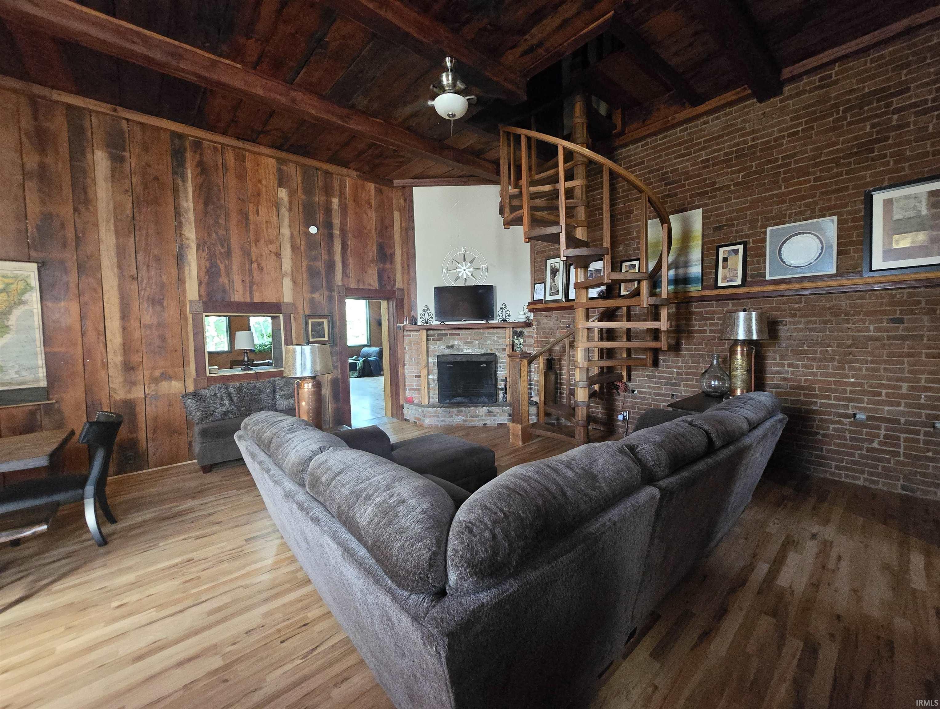 7920 Weilbrenner Road Mount Vernon, IN 47620 - Photo 15 of 36