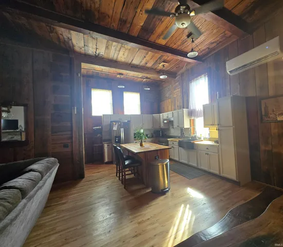 $368,000 | 7920 Weilbrenner Road, Mount Vernon, IN 47620