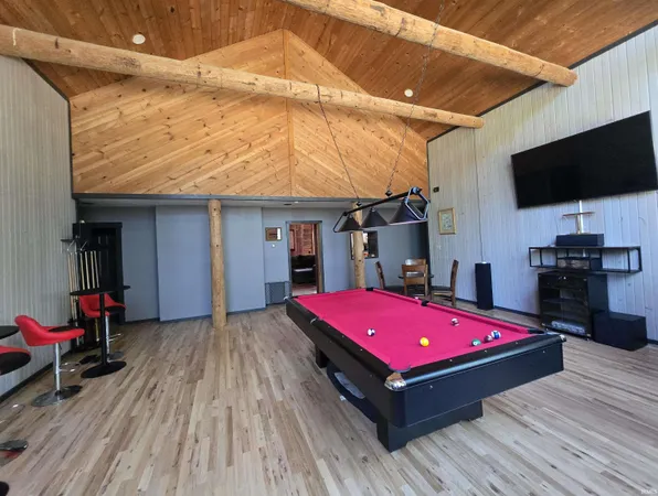 $368,000 | 7920 Weilbrenner Road, Mount Vernon, IN 47620