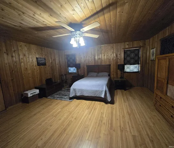 $368,000 | 7920 Weilbrenner Road, Mount Vernon, IN 47620