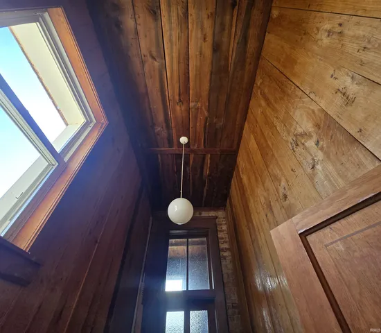 $368,000 | 7920 Weilbrenner Road, Mount Vernon, IN 47620