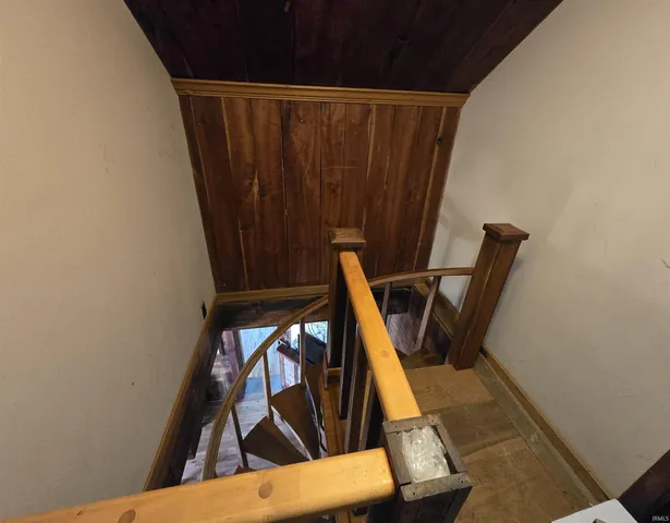 $368,000 | 7920 Weilbrenner Road, Mount Vernon, IN 47620