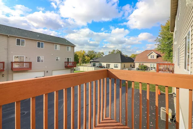 $279,900 | 1914 Austrian Pine Street, Lockport, IL 60441