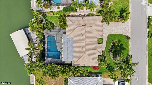$1,249,999 | 20 Bayview Boulevard, Fort Myers Beach, FL 33931