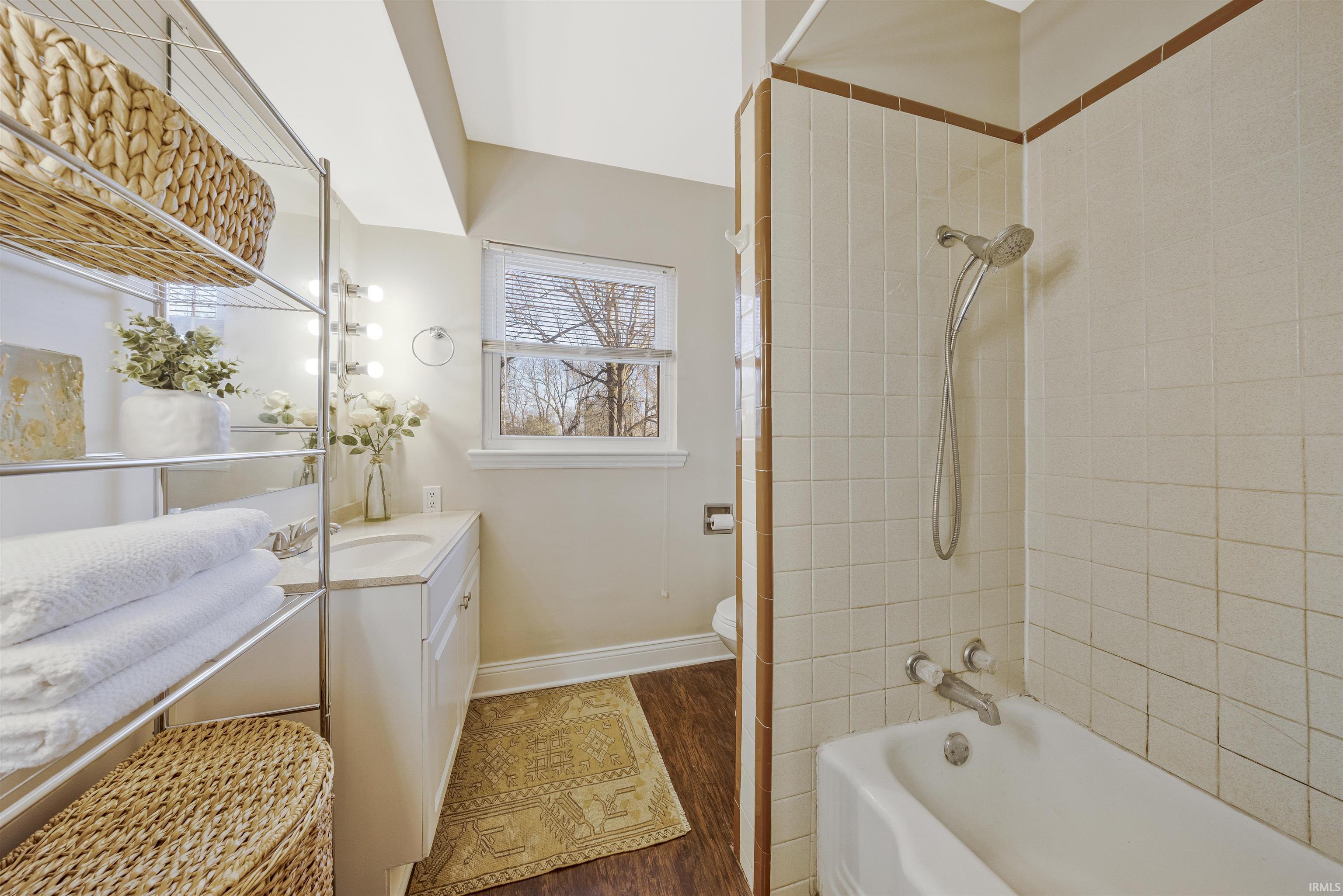 5910 Newburgh Road Evansville, IN 47715 - Photo 18 of 32