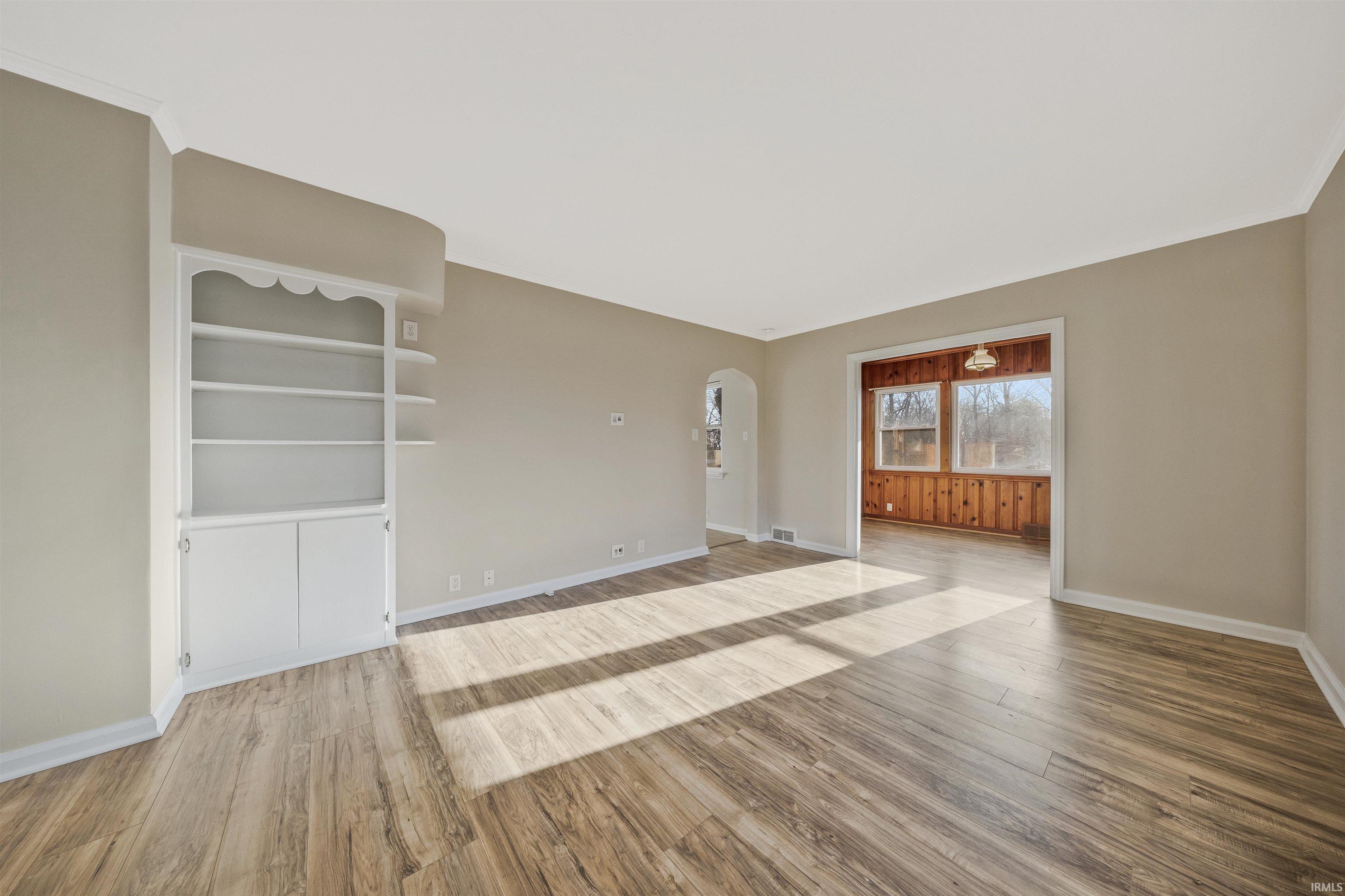 5910 Newburgh Road Evansville, IN 47715 - Photo 8 of 32