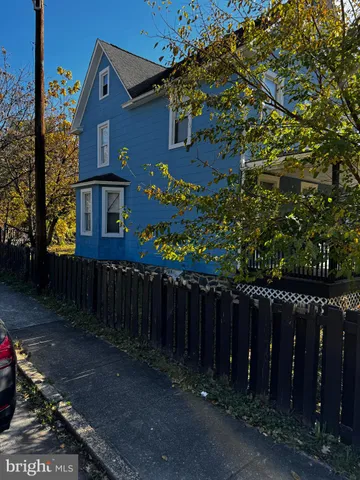 front view of house with a yard