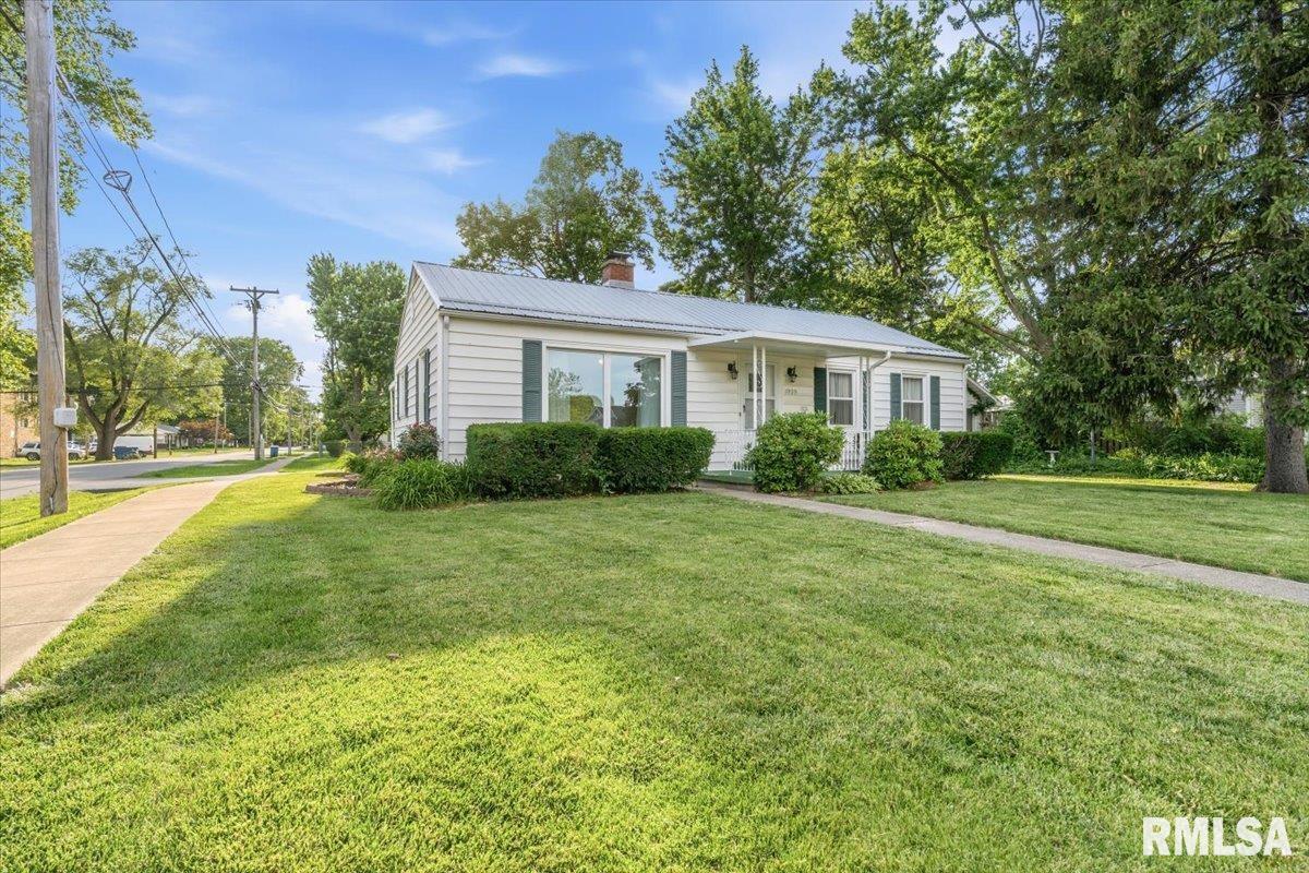 1939 Dial Court Springfield, IL 62704 - Photo 35 of 37