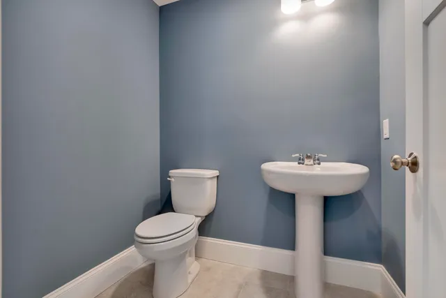 $725,000 | 127 Falcon Crest Drive, Unit 4, Gorham, ME 04038