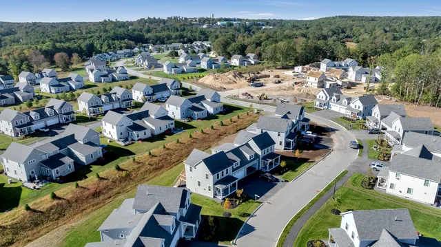 $725,000 | 127 Falcon Crest Drive, Unit 4, Gorham, ME 04038