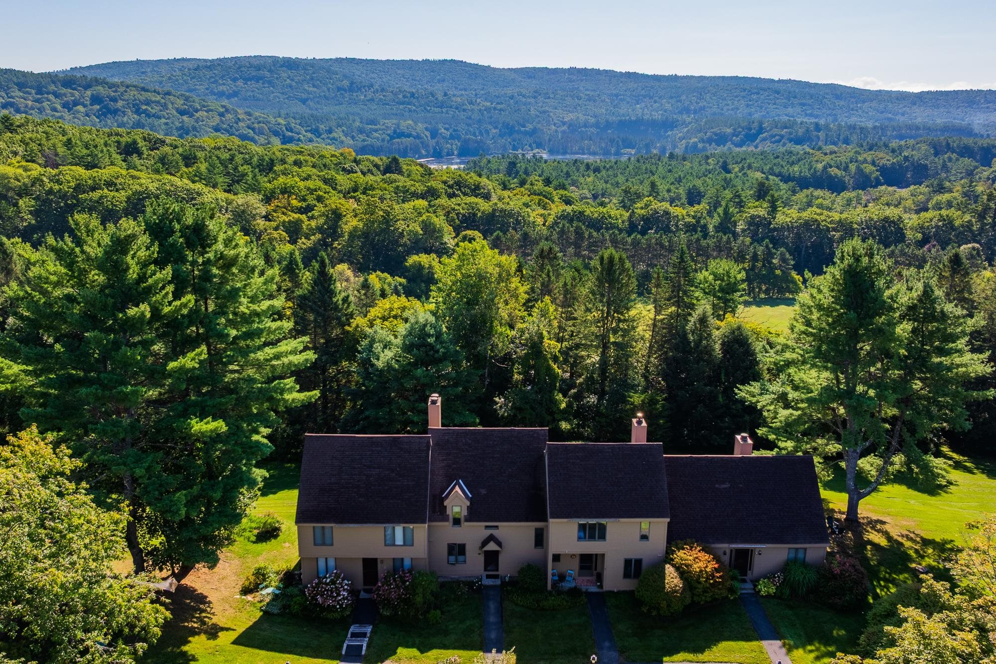 416 Lyman Batcheller Road, Unit 3D Hartford, VT 05059 - Photo 42 of 44 Gallery Image 42