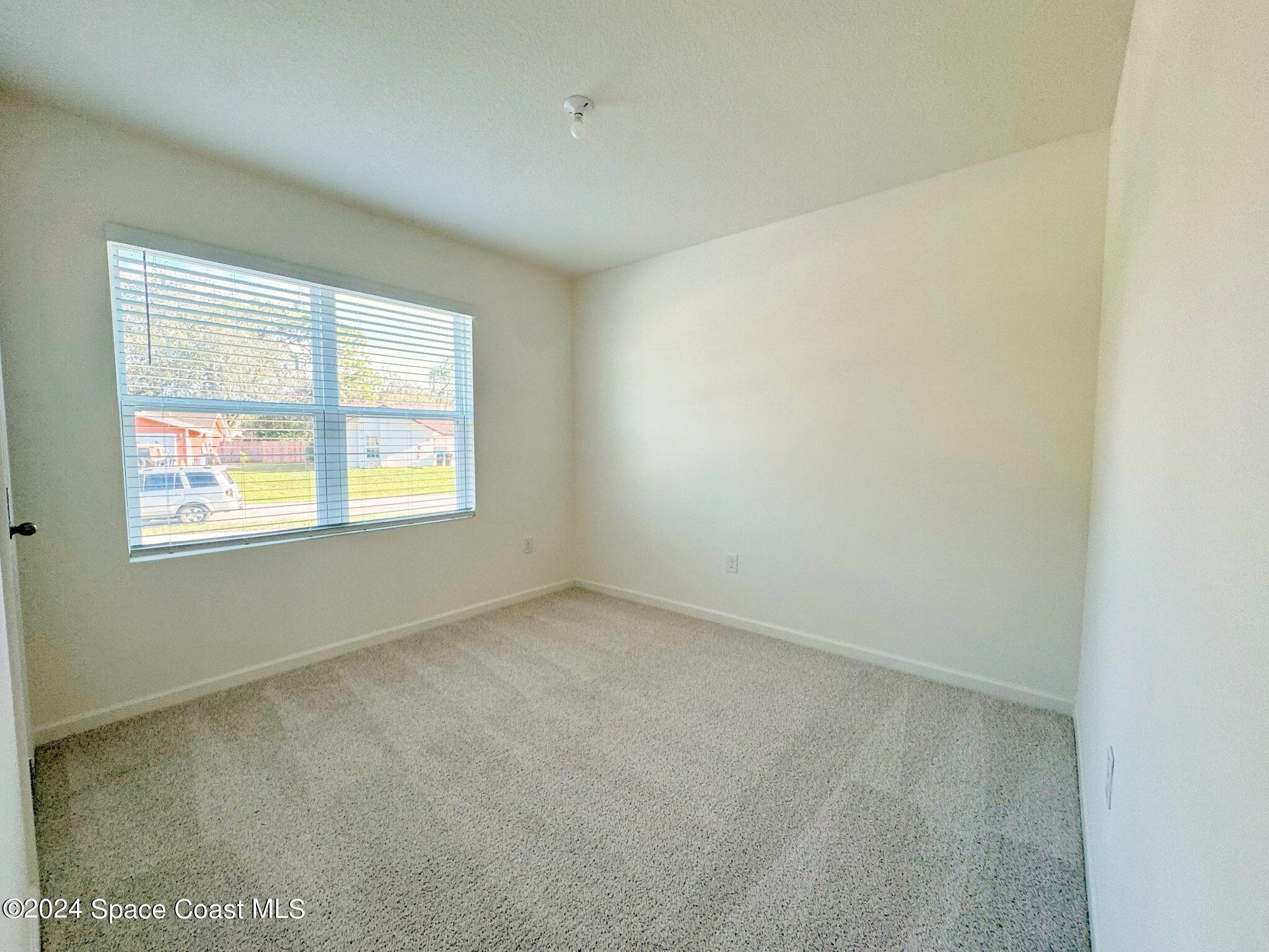 541 Koutnik Road Southeast Palm Bay, FL 32909 - Photo 4 of 46 541 Koutnik-4