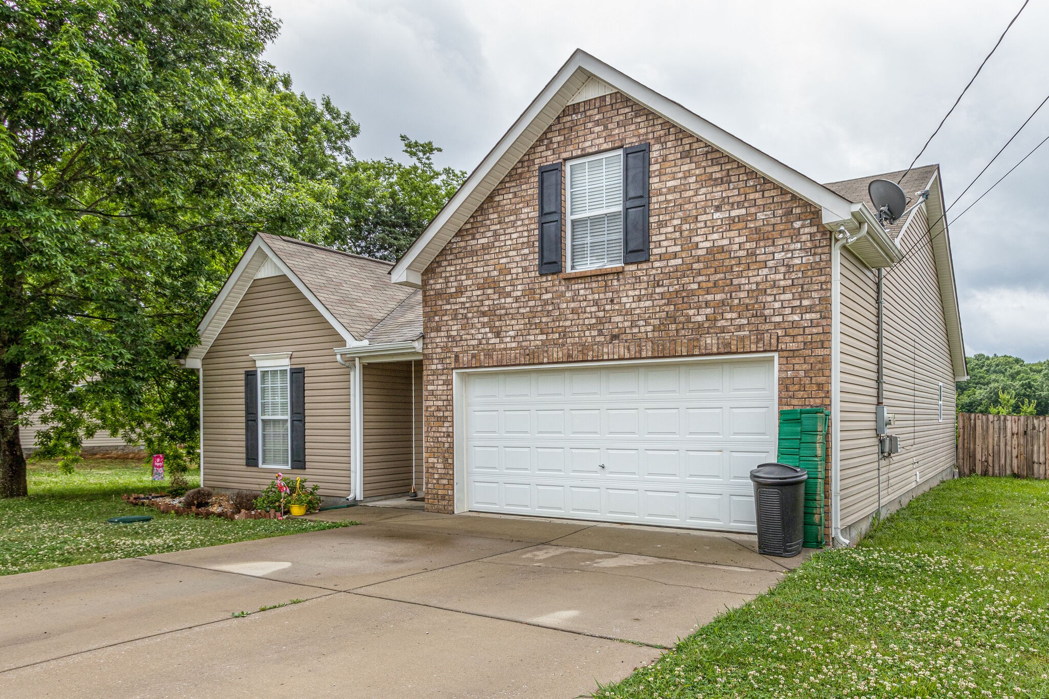 2008 Rindle Court Murfreesboro, TN 37129 - Photo 3 of 26 Gallery Image 3