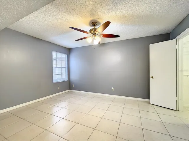 $180,000 | 320 Forestway Circle, Unit 102, Altamonte Springs, FL 32701
