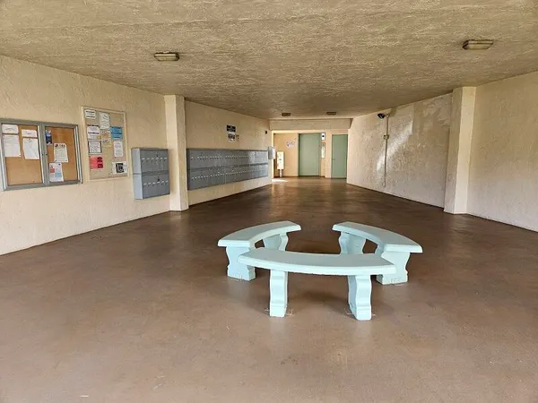 $1,400 | 700 Village Green Court, Unit 316, Palm Springs, FL 33461