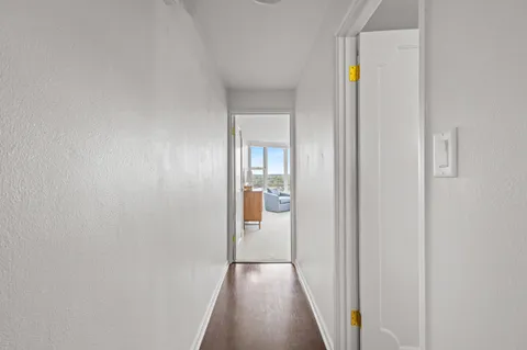 $299,900 | 2525 South Shore Drive, Unit 14C, Milwaukee, WI 53207