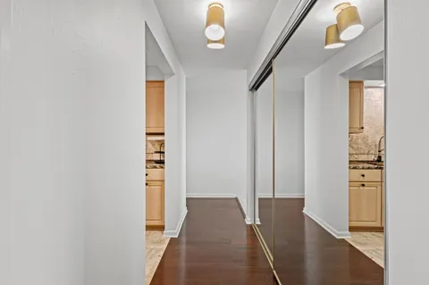 $299,900 | 2525 South Shore Drive, Unit 14C, Milwaukee, WI 53207