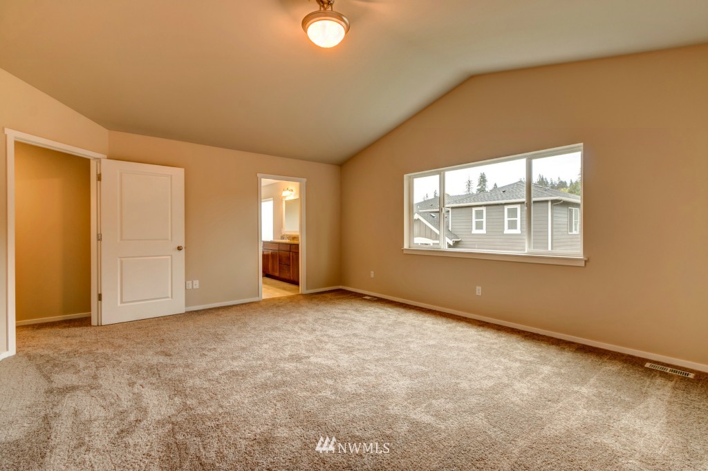 22323 38th Avenue Southeast Bothell, WA 98021 - Photo 18 of 25