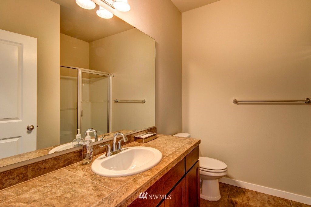 22323 38th Avenue Southeast Bothell, WA 98021 - Photo 6 of 25