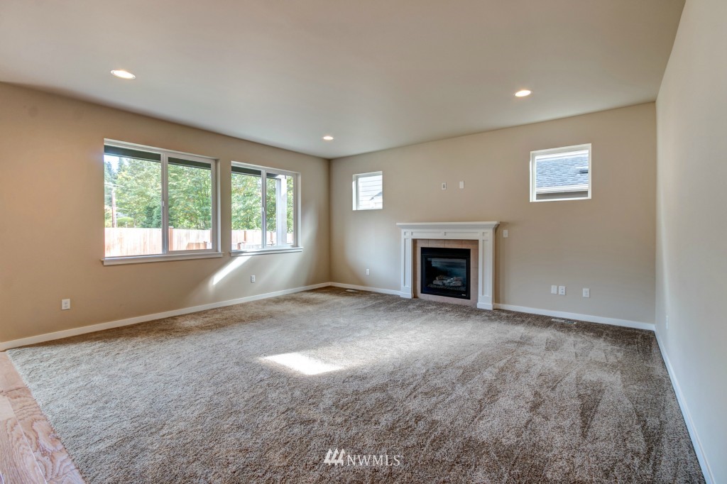 22323 38th Avenue Southeast Bothell, WA 98021 - Photo 7 of 25
