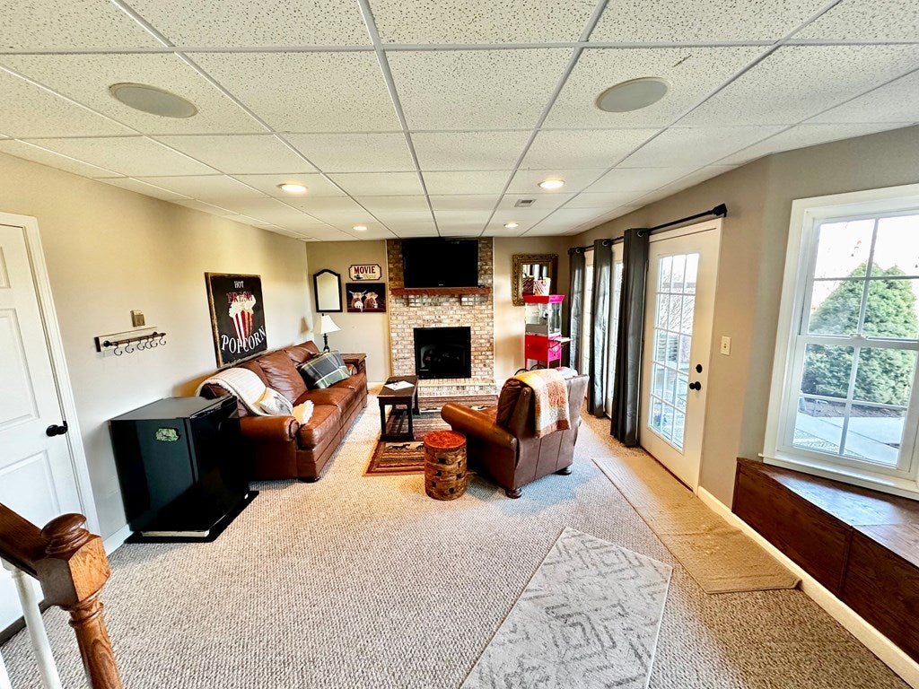 417 Bronco Road Hillsville, VA 24343 - Photo 43 of 58 Gallery Image 43