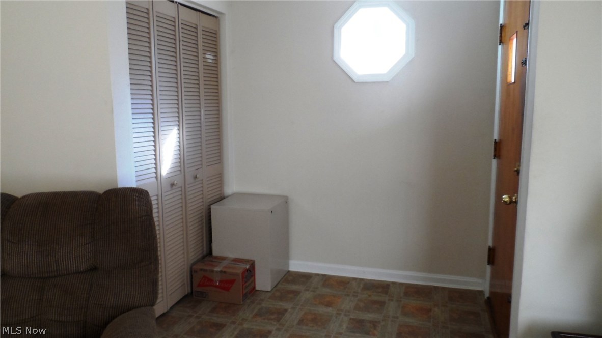 1457 Riverside Drive Akron, OH 44310 - Photo 6 of 27 Foyer with spacious closet