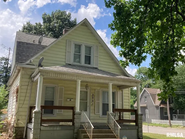 $115,000 | 2001 South Spring Street, Springfield, IL 62704