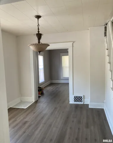 $115,000 | 2001 South Spring Street, Springfield, IL 62704