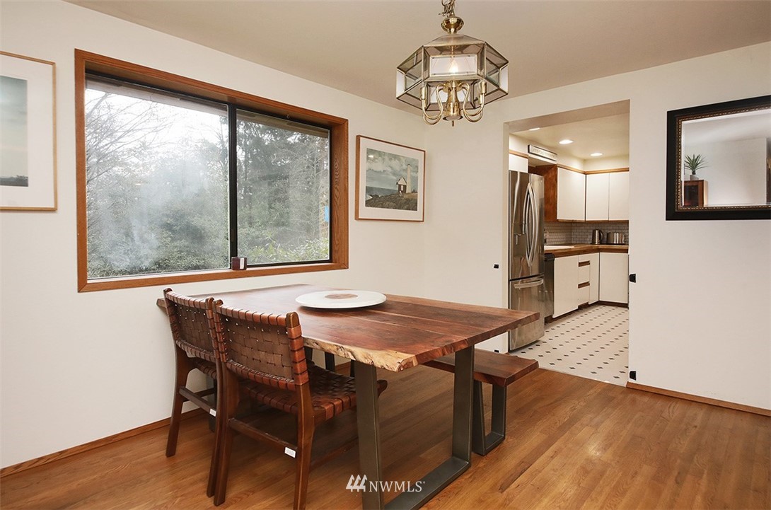 6823 Sills Road Clinton, WA 98236 - Photo 14 of 40
